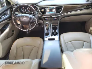 2017 Buick LaCrosse Premium z VIN 1G4ZR5SS6HU189827, wystawiony jako Copart lot #54125595 z przebiegiem 138 005 mil mil oraz Szkoda całkowita • Salvage title. Historia ofert i sprzedaży dostępna na DreamBid. Obrazek 8.