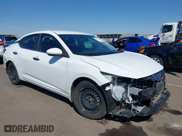 2024 Nissan Sentra S z VIN 3N1AB8BV5RY226580, wystawiony jako IAAI lot #41865600 z przebiegiem 13 160 mil mil oraz . Historia ofert i sprzedaży dostępna na DreamBid. Obrazek 1.