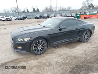 2015 Ford Mustang EcoBoost z VIN 1FA6P8TH5F5342079, wystawiony jako IAAI lot #41902469 z przebiegiem 145 395 mil mil oraz . Historia ofert i sprzedaży dostępna na DreamBid. Obrazek 18.