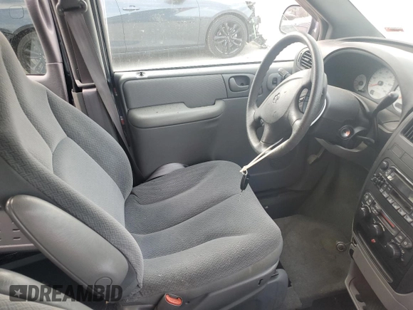 2004 Dodge Caravan SE with VIN 1D4GP24R94B596320, listed as a Copart auction lot 61077445 with 86,642 mi miles and Salvage title. Bid and sale history available at DreamBid. Image 7.