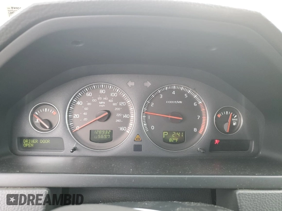 2005 Volvo XC90 with VIN YV1CM911651199905, listed as a Copart auction lot 79418684 with 128,932 mi miles and Salvage Title. Bid and sale history available at DreamBid. Image 9.