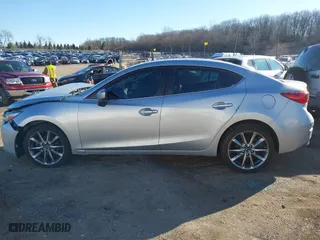 2018 Mazda Mazda3 4-Door Touring with VIN 3MZBN1V34JM179805, listed as a IAAI auction lot 41734757 with 59,468 mi miles. Bid and sale history available at carsss.com. Image 14.