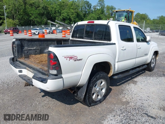 2007 Toyota Tacoma with VIN 5TELU42N37Z379099, listed as a IAAI auction lot 42361286 with 182,614 mi miles and . Bid and sale history available at DreamBid. Image 4.
