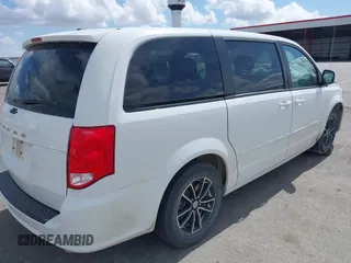 2017 Dodge Grand Caravan SE with VIN 2C4RDGBG9HR650185, listed as a IAAI auction lot 41931009 with 71,885 mi miles and . Bid and sale history available at DreamBid. Image 4.