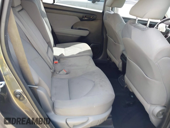 2021 Toyota Highlander L with VIN 5TDZZRAH3MS040663, listed as a IAAI auction lot 41945677 with 64,069 mi miles and . Bid and sale history available at DreamBid. Image 8.