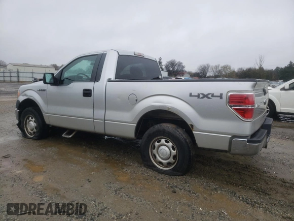 2013 Ford F-150 XL with VIN 1FTMF1EM2DFA08265, listed as a Copart auction lot 80313044 with 275,609 mi miles and Salvage Title. Bid and sale history available at carsss.com. Image 2.