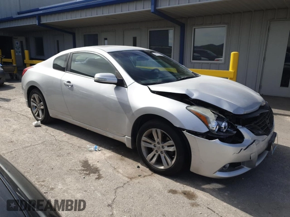 2013 Nissan Altima S with VIN 1N4AL2EP5DC136986, listed as a Copart auction lot 46192285 with 112,677 mi miles and Salvage Title. Bid and sale history available at DreamBid. Image 4.