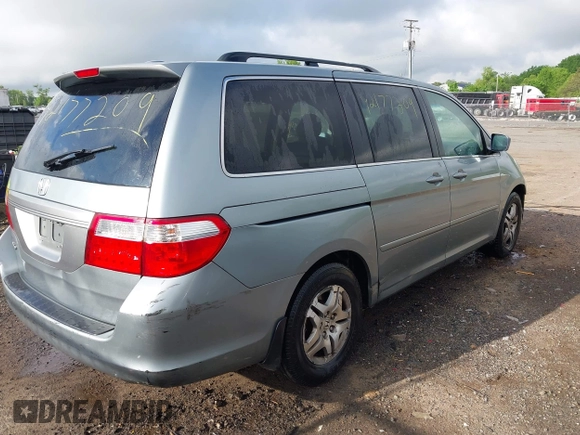 2007 Honda Odyssey EX-L z VIN 5FNRL38717B002725, wystawiony jako IAAI lot #42177209 z przebiegiem 226 706 mil mil oraz . Historia ofert i sprzedaży dostępna na DreamBid. Obrazek 4.