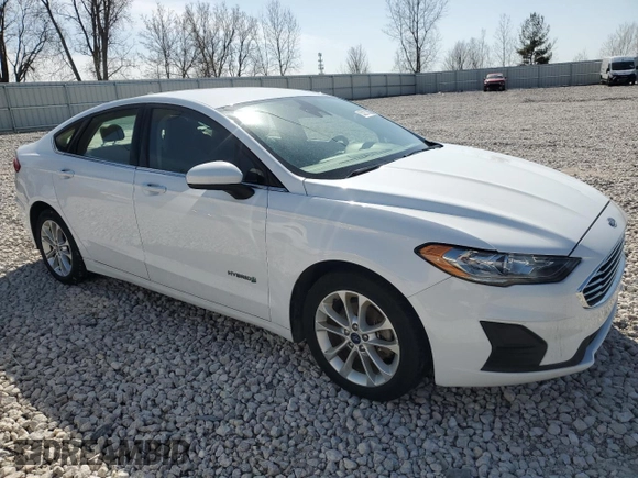 2019 Ford Fusion Hybrid SE with VIN 3FA6P0LU0KR188144, listed as a Copart auction lot 53237005 with 130,833 mi miles and Clean Title. Bid and sale history available at carsss.com. Image 4.