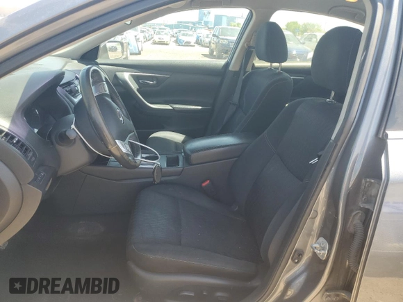 2017 Nissan Altima SV z VIN 1N4AL3AP4HC186232, wystawiony jako Copart lot #56565935 z przebiegiem 108 125 mil mil oraz Szkoda całkowita • Salvage title. Historia ofert i sprzedaży dostępna na DreamBid. Obrazek 7.