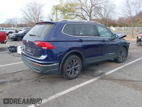 2023 Volkswagen Tiguan SE z VIN 3VVMB7AX3PM006867, wystawiony jako IAAI lot #40793976 z przebiegiem 29 648 mil mil oraz . Historia ofert i sprzedaży dostępna na DreamBid. Obrazek 4.