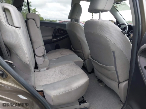 2012 Toyota RAV4 with VIN 2T3ZF4DVXCW133710, listed as a IAAI auction lot 41995336 with 125,324 mi miles. Bid and sale history available at carsss.com. Image 8.