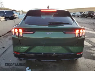2024 Ford Mustang Mach-E GT z VIN 3FMTK4SX1RMA22202, wystawiony jako Copart lot #76309274 z przebiegiem 4 093 mil mil oraz Szkoda całkowita • Salvage title. Historia ofert i sprzedaży dostępna na DreamBid. Obrazek 6.