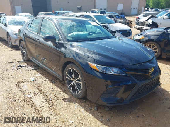 2018 Toyota Camry LE z VIN 4T1B11HKXJU652275, wystawiony jako IAAI lot #42245625 z przebiegiem 49 596 mil mil oraz . Historia ofert i sprzedaży dostępna na DreamBid. Obrazek 1.