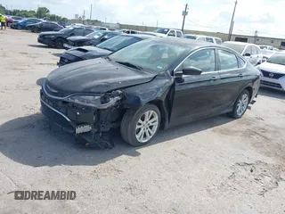 2015 Chrysler 200 Limited с VIN 1C3CCCAB8FN547054, выставлен на аукционе IAAI как лот 42455432 с пробегом 180 265 миль миль и . История ставок и продаж доступна на DreamBid. Изображение 2.