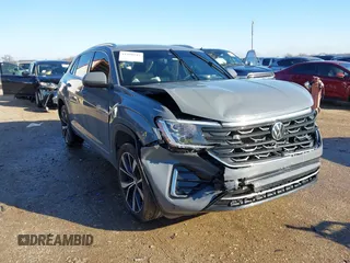 2024 Volkswagen Atlas SEL Premium R-Line z VIN 1V2FE2CA9RC223529, wystawiony jako IAAI lot #41188547 z przebiegiem 24 711 mil mil oraz . Historia ofert i sprzedaży dostępna na DreamBid. Obrazek 1.
