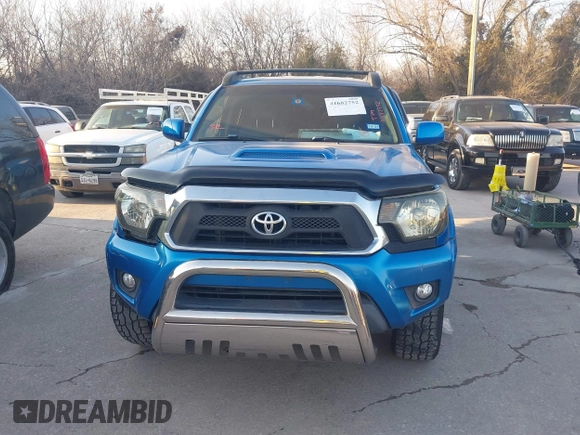 2008 Toyota Tacoma PreRunner with VIN 3TMJU62N38M056852, listed as a IAAI auction lot 41682752 with 163,652 mi miles. Bid and sale history available at carsss.com. Image 12.