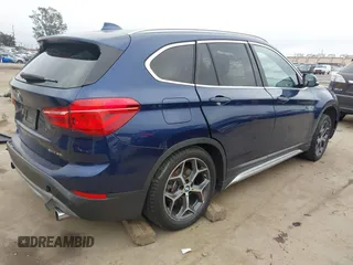 2018 BMW X1 xDrive28i z VIN WBXHT3C36J3H30583, wystawiony jako IAAI lot #42096329 z przebiegiem 43 232 mil mil oraz . Historia ofert i sprzedaży dostępna na DreamBid. Obrazek 4.