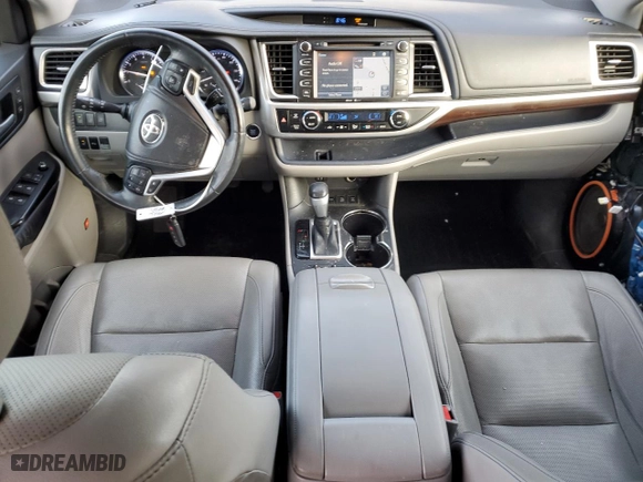 2014 Toyota Highlander Limited with VIN 5TDDKRFH4ES038655, listed as a Copart auction lot 86832854 with 132,178 mi miles and Salvage Title. Bid and sale history available at carsss.com. Image 8.