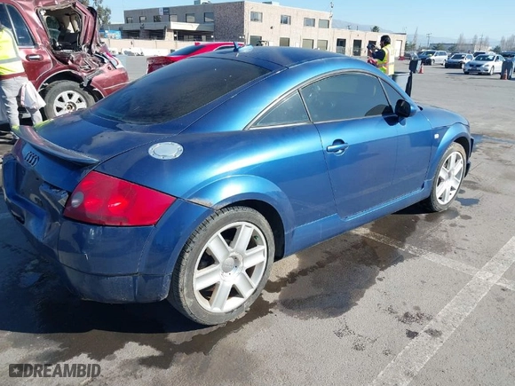 2005 Audi TT with VIN TRUSC28N551004130, listed as a IAAI auction lot 41422272 with 133,048 mi miles. Bid and sale history available at carsss.com. Image 4.