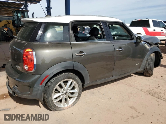 2012 MINI Countryman S z VIN WMWZC5C52CWL55608, wystawiony jako Copart lot #56424275 z przebiegiem 126 669 mil mil oraz Szkoda całkowita • Salvage title. Historia ofert i sprzedaży dostępna na DreamBid. Obrazek 3.