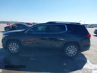 2017 GMC Acadia SLE z VIN 1GKKNLLS5HZ197929, wystawiony jako IAAI lot #41486418 z przebiegiem 132 536 mil mil oraz . Historia ofert i sprzedaży dostępna na DreamBid. Obrazek 15.