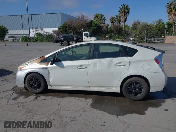 2014 Toyota Prius Four with VIN JTDKN3DU6E1776532, listed as a IAAI auction lot 42068305 with 196,228 mi miles. Bid and sale history available at carsss.com. Image 14.