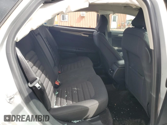 2018 Ford Fusion SE с VIN 3FA6P0HDXJR130582, выставлен на аукционе Copart как лот 53169815 с пробегом 137 512 миль миль и Списание • Salvage title. История ставок и продаж доступна на DreamBid. Изображение 10.