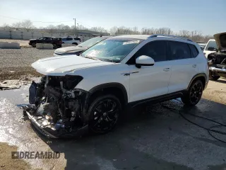 2022 Volkswagen Taos SE z VIN 3VVRX7B24NM024818, wystawiony jako Copart lot #48422625 z przebiegiem 86 696 mil mil oraz Szkoda całkowita • Salvage title. Historia ofert i sprzedaży dostępna na DreamBid. Obrazek 1.