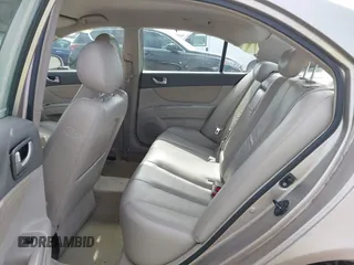 2006 Hyundai Sonata GLS with VIN 5NPEU46F66H105456, listed as a IAAI auction lot 42055368 with 200,385 mi miles and . Bid and sale history available at DreamBid. Image 8.