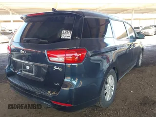 2016 Kia Sedona LX with VIN KNDMB5C18G6202573, listed as a IAAI auction lot 41841796 with 68,568 mi miles. Bid and sale history available at carsss.com. Image 4.