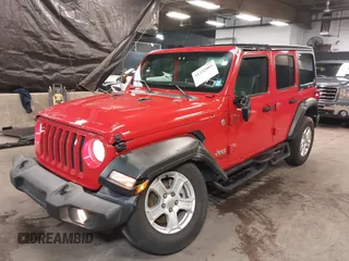 2020 Jeep Wrangler Unlimited Sport z VIN 1C4HJXDG6LW102873, wystawiony jako IAAI lot #41232881 z przebiegiem 42 315 mil mil oraz . Historia ofert i sprzedaży dostępna na DreamBid. Obrazek 6.