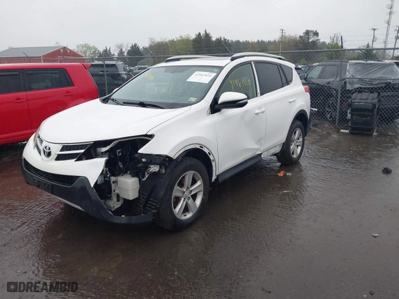 2013 Toyota RAV4 XLE with VIN JTMRFREV3DD000605, listed as a IAAI auction lot 41961810 with 140,346 mi miles. Bid and sale history available at carsss.com. Image 17.