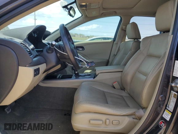 2015 Acura RDX Technology with VIN 5J8TB4H52FL019656, listed as a Copart auction lot 52647445 with 181,754 mi miles and Salvage Title. Bid and sale history available at DreamBid. Image 7.