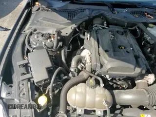 2017 Ford Mustang EcoBoost Premium с VIN 1FATP8UH1H5229914, выставлен на аукционе Copart как лот 67036015 с пробегом 129 342 миль миль и Списание • Salvage title. История ставок и продаж доступна на DreamBid. Изображение 13.