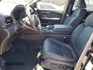 2025 Honda Pilot TrailSport with VIN 5FNYG1H62SB101798, listed as a Copart auction lot 55340585 with 1,065 mi miles and Salvage title. Bid and sale history available at DreamBid. Image 7.
