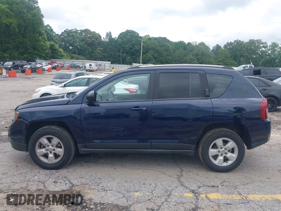 2016 Jeep Compass Sport with VIN 1C4NJCBB5GD761063, listed as a IAAI auction lot 42395903 with 122,102 mi miles and . Bid and sale history available at DreamBid. Image 14.