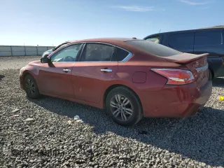 2014 Nissan Altima 2.5 S with VIN 1N4AL3AP1EC403957, listed as a Copart auction lot 52779975 with 150,087 mi miles and Salvage Title. Bid and sale history available at carsss.com. Image 2.