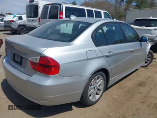 2006 BMW 3 Series 325i with VIN WBAVB13546KX39735, listed as a IAAI auction lot 42079598 with 86,449 mi miles and . Bid and sale history available at carsss.com. Image 4.