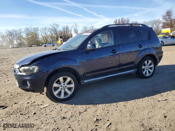 2010 Mitsubishi Outlander XLS with VIN JA4JT4AX2AZ003648, listed as a Copart auction lot 80018994 with 135,872 mi miles and Salvage Title. Bid and sale history available at carsss.com. Image 1.