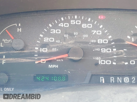 2002 Ford Super Duty F-250 XL with VIN 1FTNW21F32EA54756, listed as a IAAI auction lot 41856957 with 424,108 mi miles. Bid and sale history available at carsss.com. Image 7.