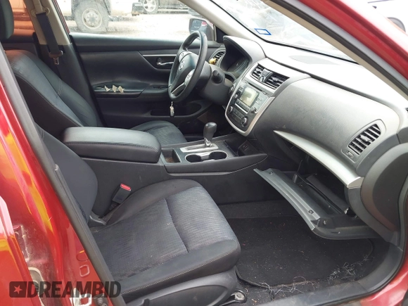 2016 Nissan Altima 2.5 S with VIN 1N4AL3AP4GC117037, listed as a IAAI auction lot 42195458 with 219,655 mi miles and . Bid and sale history available at carsss.com. Image 5.