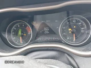 2016 Jeep Cherokee Limited z VIN 1C4PJMDS5GW280679, wystawiony jako IAAI lot #42186825 z przebiegiem 75 256 mil mil oraz . Historia ofert i sprzedaży dostępna na DreamBid. Obrazek 7.