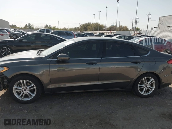 2018 Ford Fusion SE with VIN 3FA6P0HD4JR149788, listed as a IAAI auction lot 41846877 with 57,350 mi miles. Bid and sale history available at carsss.com. Image 14.