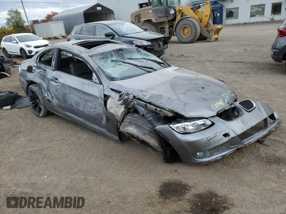 2009 BMW 3 Series 335i z VIN WBAWB73559P046378, wystawiony jako Copart lot #75352044 z przebiegiem Nie podano mil oraz Nie do naprawy • Non repairable. Historia ofert i sprzedaży dostępna na DreamBid. Obrazek 4.