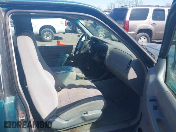 1998 Ford Explorer Sport с VIN 1FMYU22X7WUC36106, выставлен на аукционе IAAI как лот 41957820 с пробегом 163 881 миль миль и . История ставок и продаж доступна на DreamBid. Изображение 5.