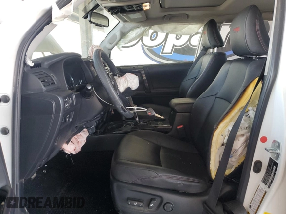 2019 Toyota 4Runner SR5 с VIN JTEBU5JR5K5700458, выставлен на аукционе Copart как лот 59049125 с пробегом 70 684 миль миль и Списание • Salvage title. История ставок и продаж доступна на DreamBid. Изображение 7.
