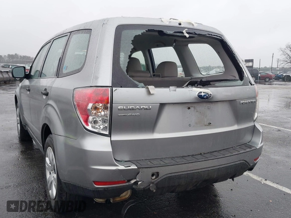 2010 Subaru Forester 2.5X with VIN JF2SH6AC8AH746620, listed as a IAAI auction lot 41965198 with 133,887 mi miles. Bid and sale history available at carsss.com. Image 6.