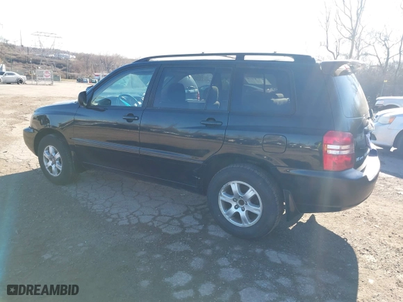 2003 Toyota Highlander with VIN JTEHF21A830101419, listed as a IAAI auction lot 41814570 with 237,565 mi miles. Bid and sale history available at carsss.com. Image 3.