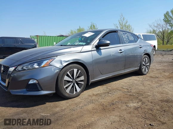 2021 Nissan Altima SV with VIN 1N4BL4DV1MN310265, listed as a IAAI auction lot 42083601 with 37,709 mi miles and . Bid and sale history available at carsss.com. Image 2.
